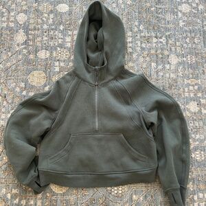 Lululemon size xs/s half zip hoodie